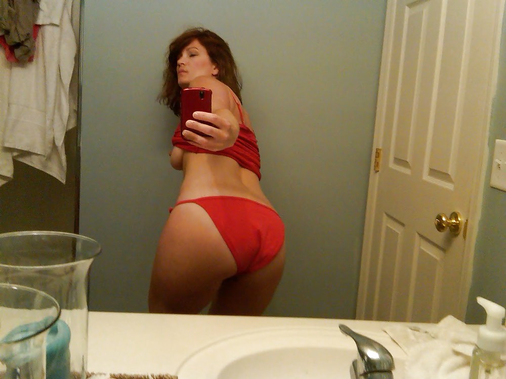 Sexy milf's selfshots #5598357