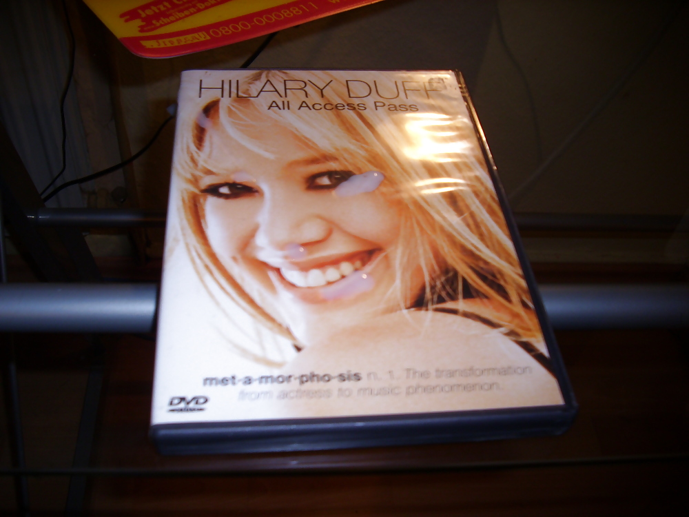 Hilary duff
 #529623