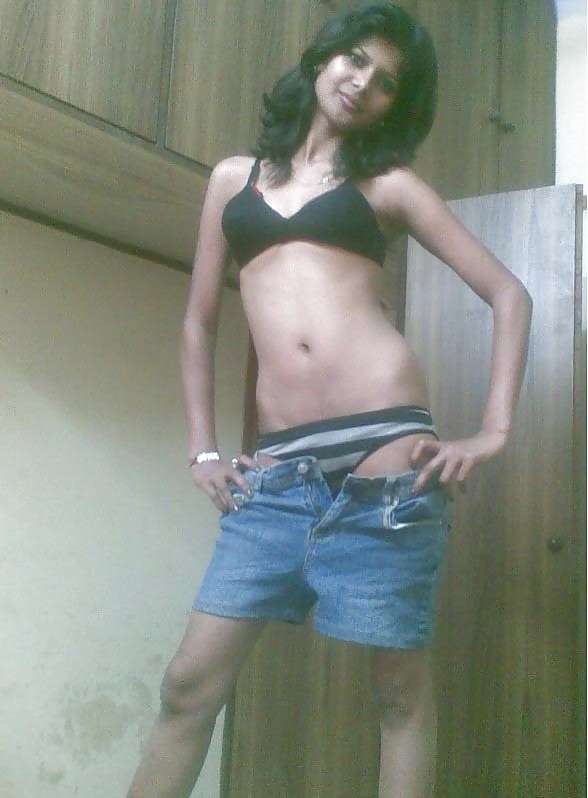 INDIAN AMATEUR COLLECTION II #9759003