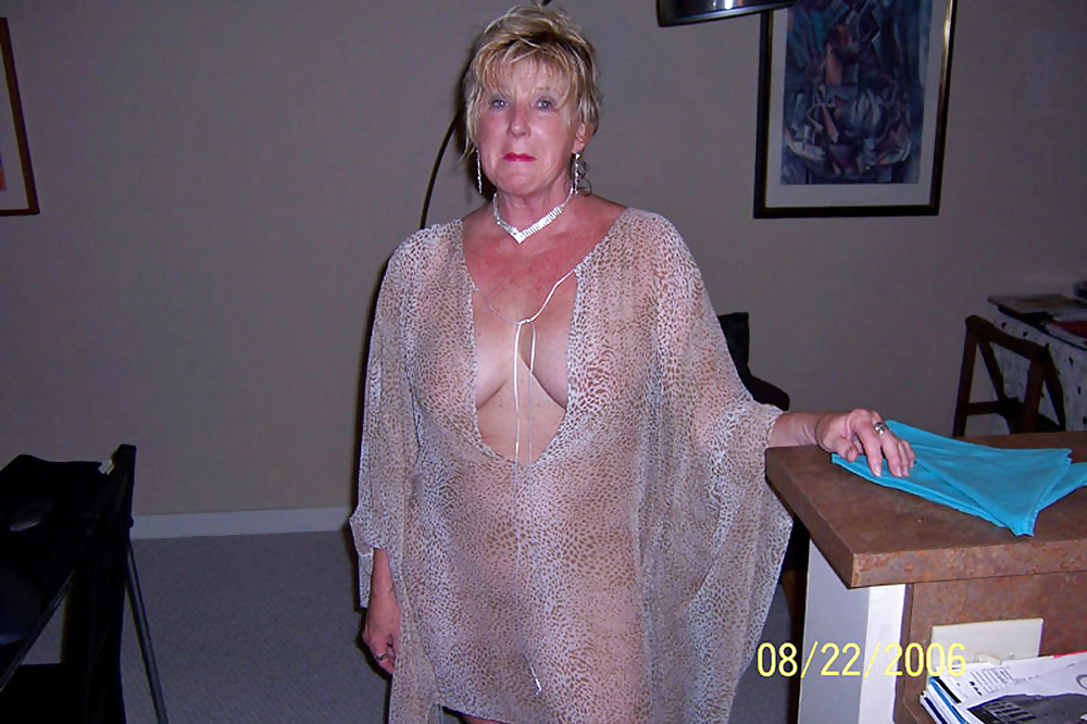 Milf 852 #8949435
