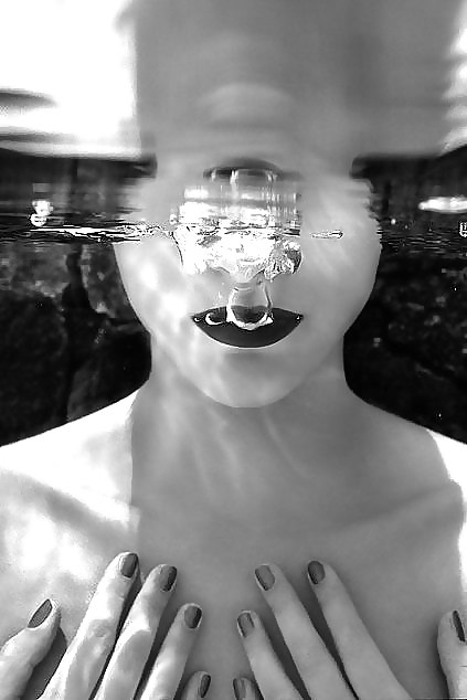 Blanco y negro o gris
 #12388471