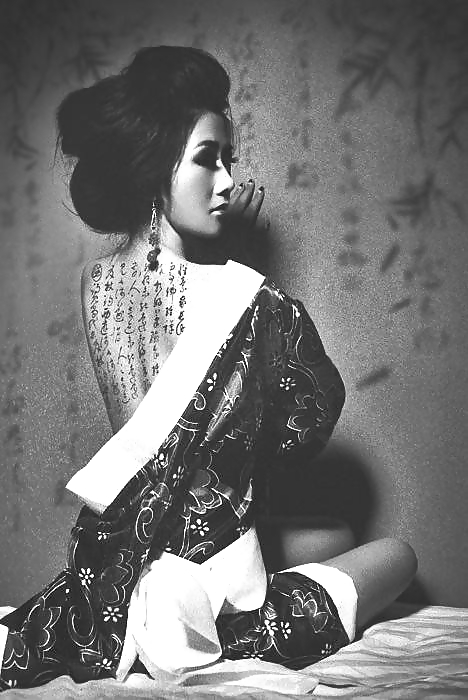 Blanco y negro o gris
 #12388829