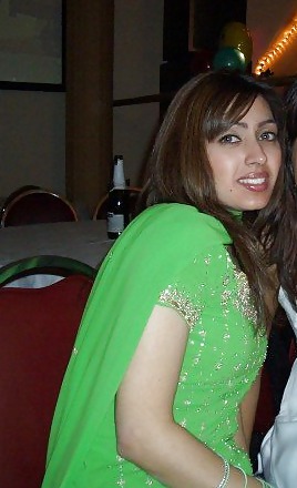 Desi Chaud Et Sexy Indien, NRI, Tricherie Punjabi Femme Salope !! #10409220