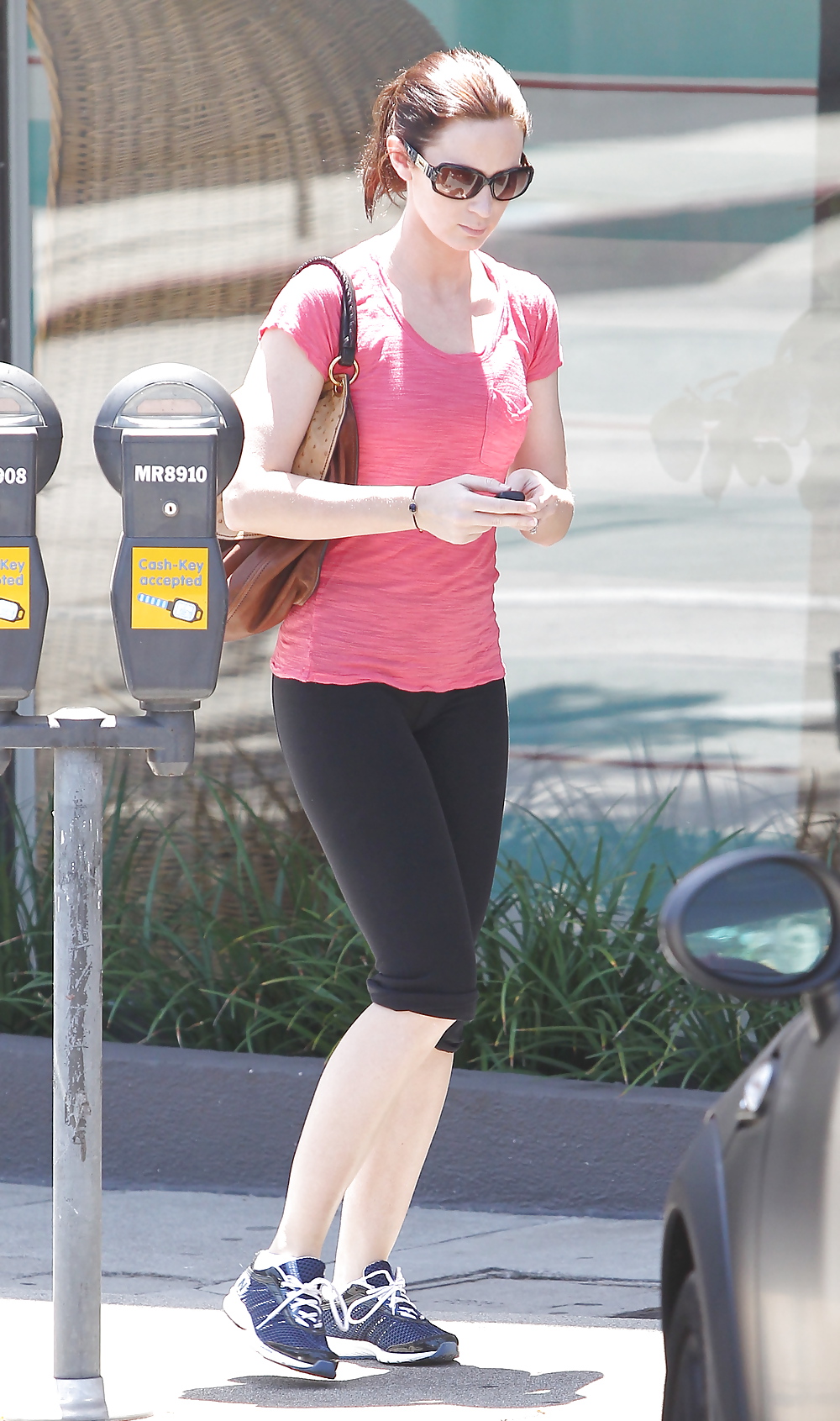 Emily Blunt in tights at a gym in Beverly HillsEmily Blunt #4359964