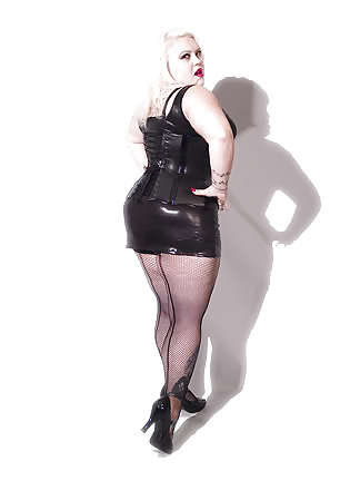 Corsés apretados, simplemente lo adoran
 #13782970