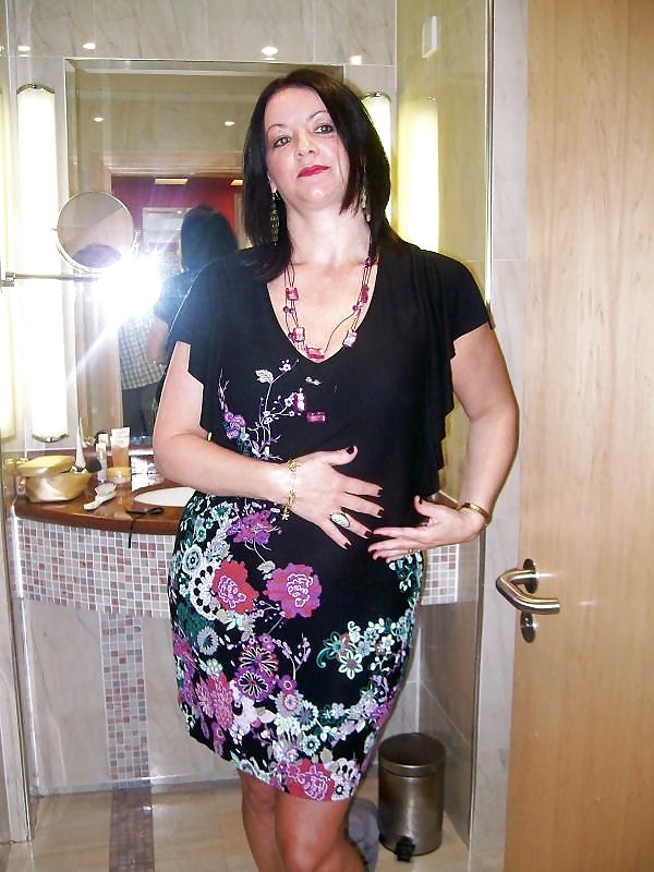 Chubby Mature British Wife #22480433