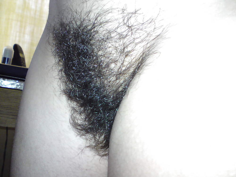 My bushy spouse #9557633