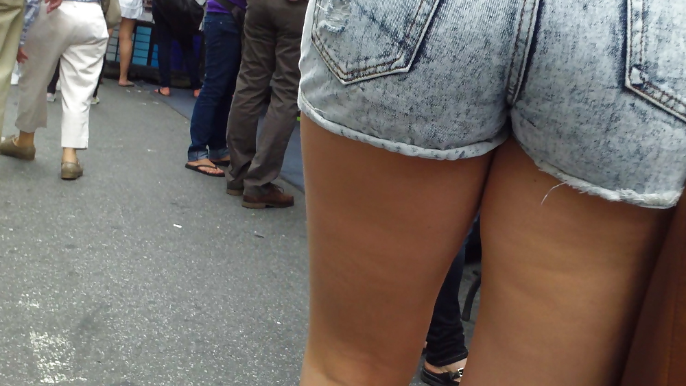 Nice butts & ass walking through the streets  #17444309