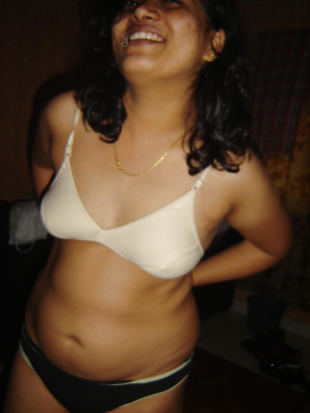 Indian teen nude 21 #3210744