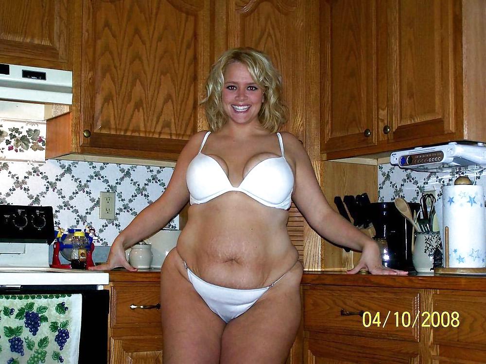 Les salopes dans leur cuisine #8724096