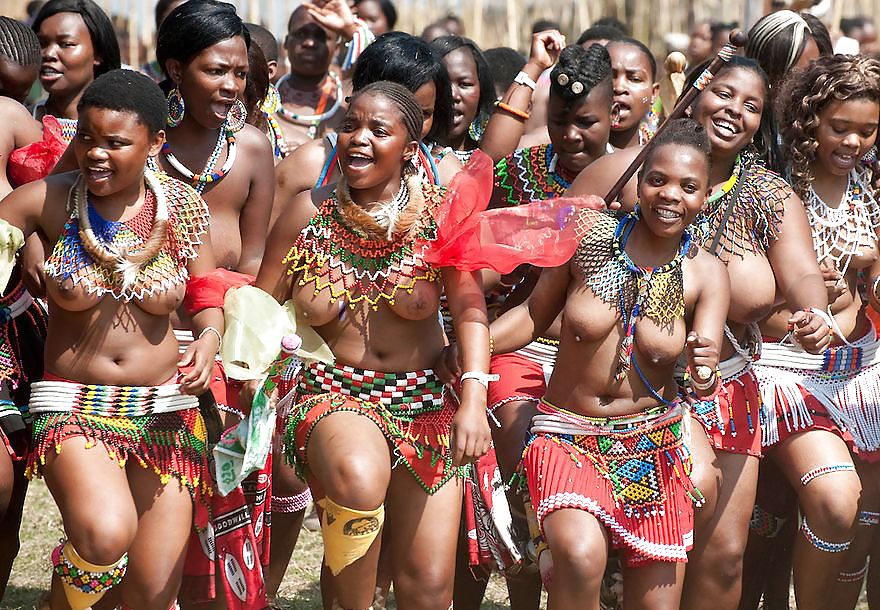 裸のガールズグループ 007 - アフリカの部族の祭典 1
 #15877603