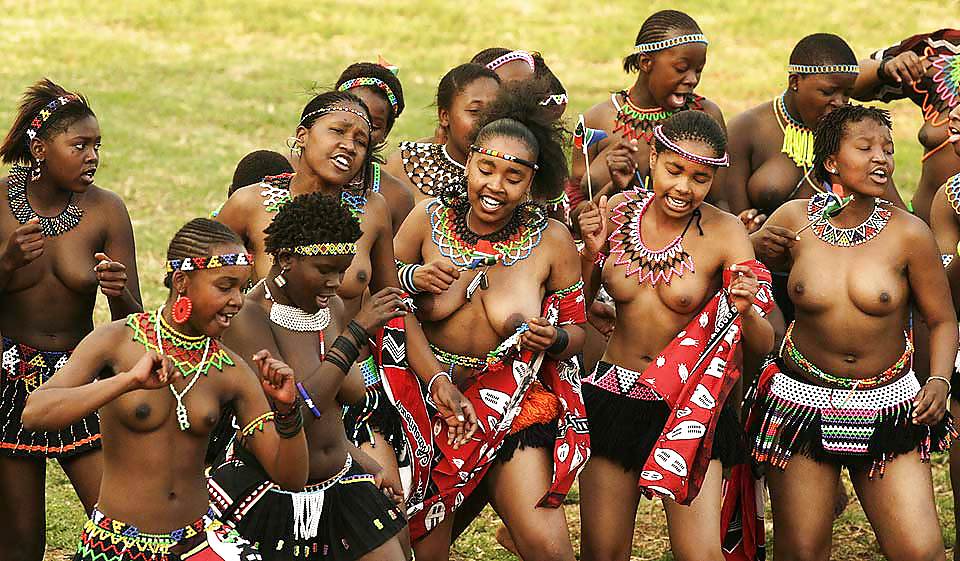 Groupes De Filles Nues 007 - Célébrations Tribales Africaines 1 #15877693