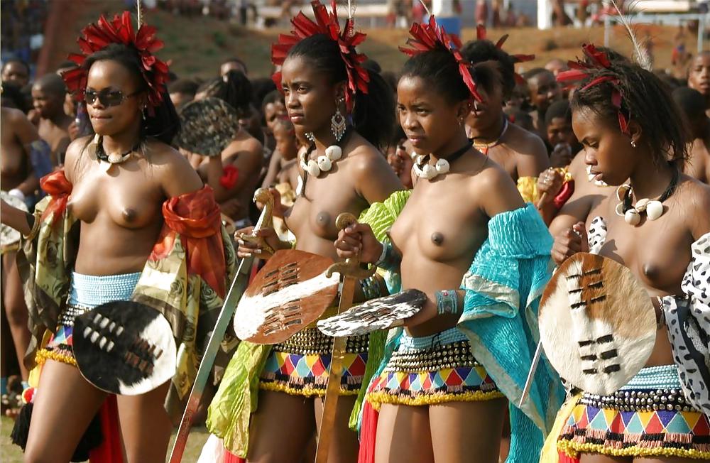 裸のガールズグループ 007 - アフリカの部族の祭典 1
 #15877772