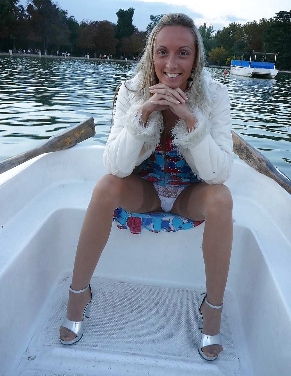 Amateurs flashing. #9350730