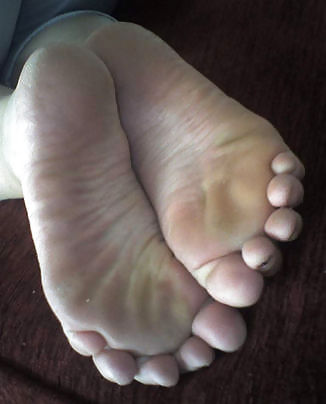 Female feet some exgilrs feet #12722