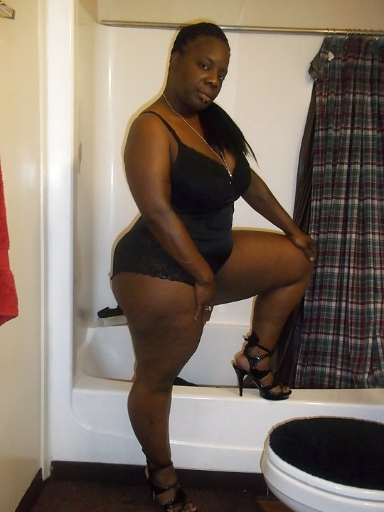 Thicka que un snicka 2- mz lee
 #2246373