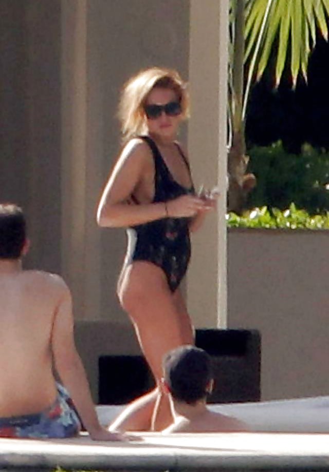 Lindsay lohan ... bikini en miami
 #22297773