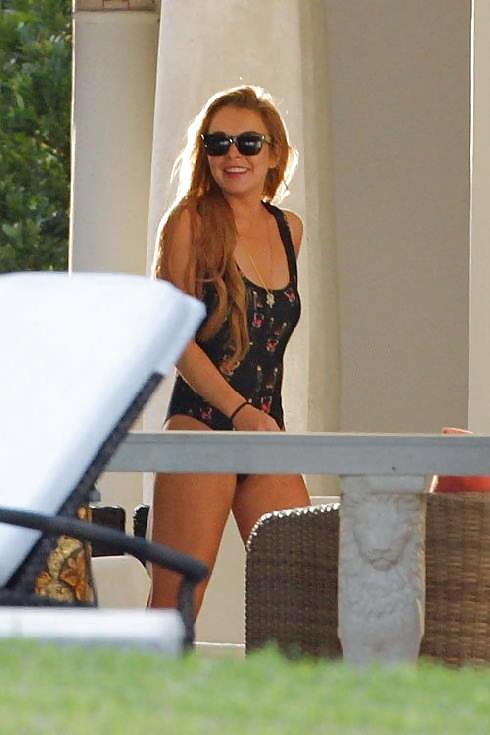 Lindsay lohan ... bikini en miami
 #22297776
