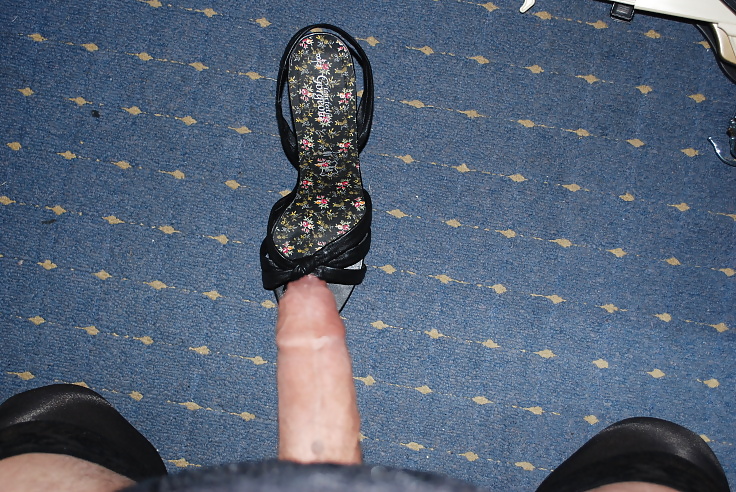 Cumming in my sexy shoe  #22432717