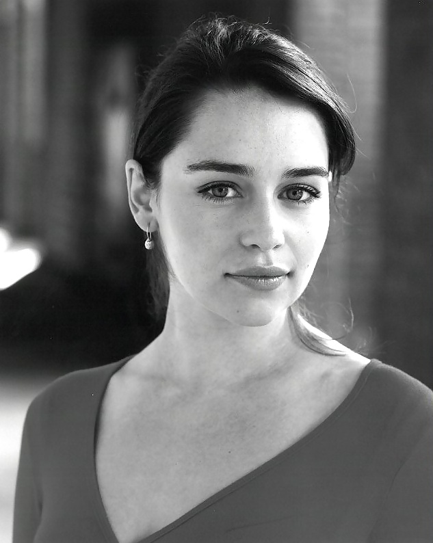 Emilia clarke
 #18483760