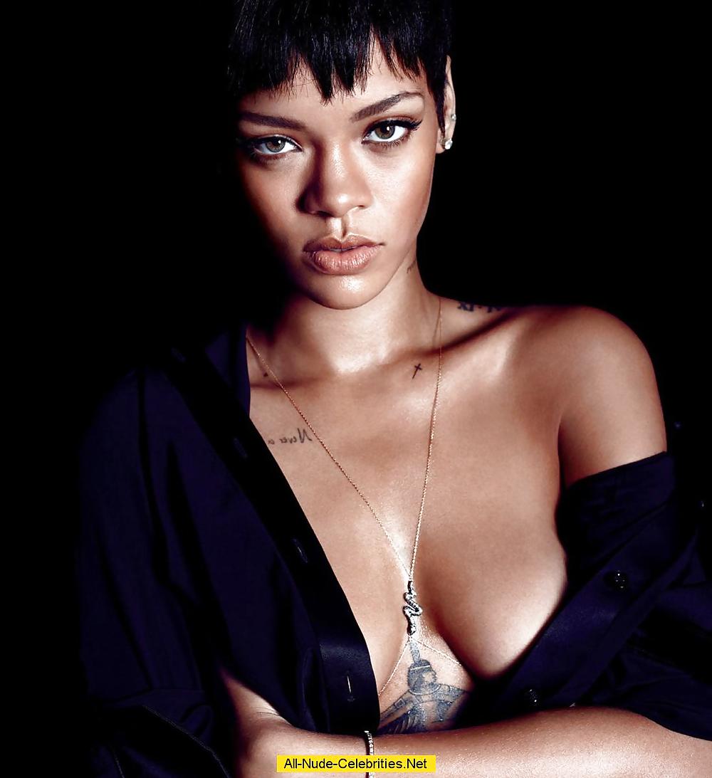 Rihanna En Gq Couverture De Magazine #12542727