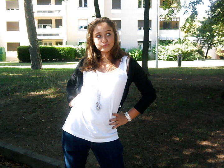 Putes dans un un new albums
 #10110093