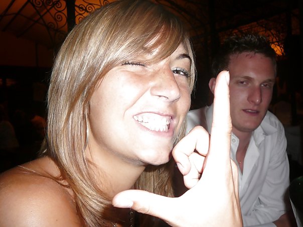 Putes dans un un new albums
 #10110183