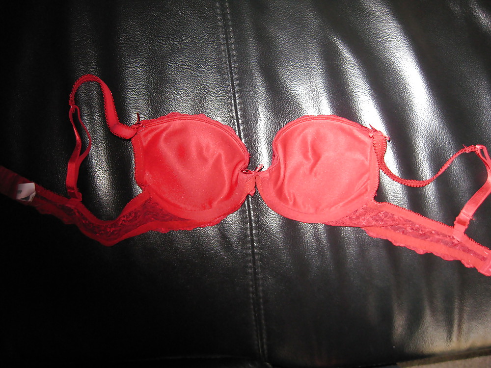 People selling their bras on internet #8555822