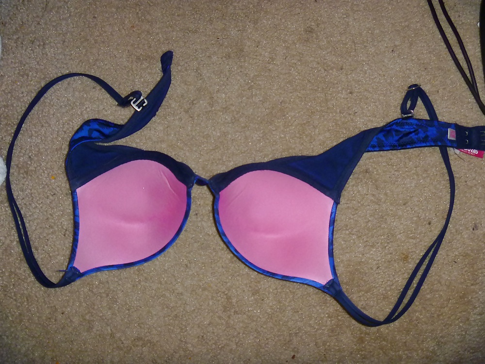 People selling their bras on internet #8555853