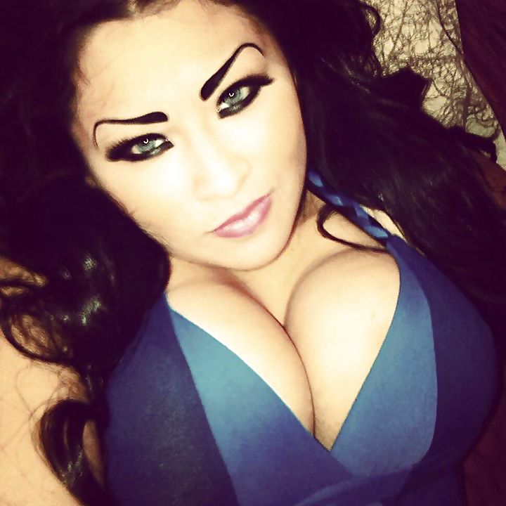 Latina mild with big tits and huge fake eyebrows #22673780