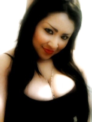 Latina mild with big tits and huge fake eyebrows #22673850