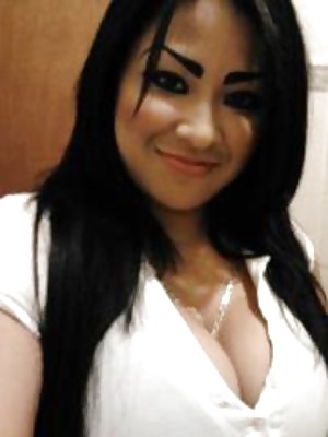 Latina mild with big tits and huge fake eyebrows #22673865