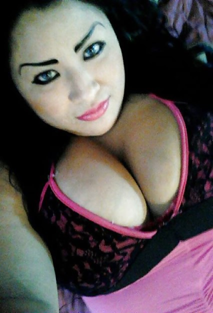 Latina mild with big tits and huge fake eyebrows #22673921