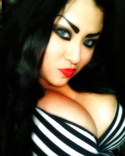 Latina mild with big tits and huge fake eyebrows #22673936