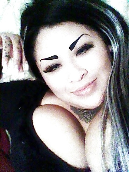 Latina mild with big tits and huge fake eyebrows #22673996