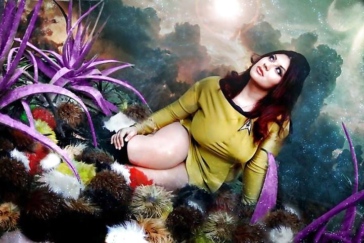 Ivy doomkitty - cosplayer con curvas
 #18477379