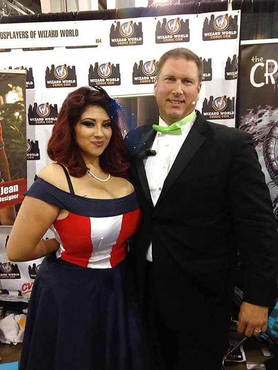 Ivy doomkitty - cosplayer con curvas
 #18477395