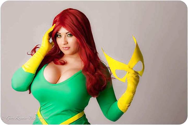 Ivy doomkitty - cosplayer con curvas
 #18477450