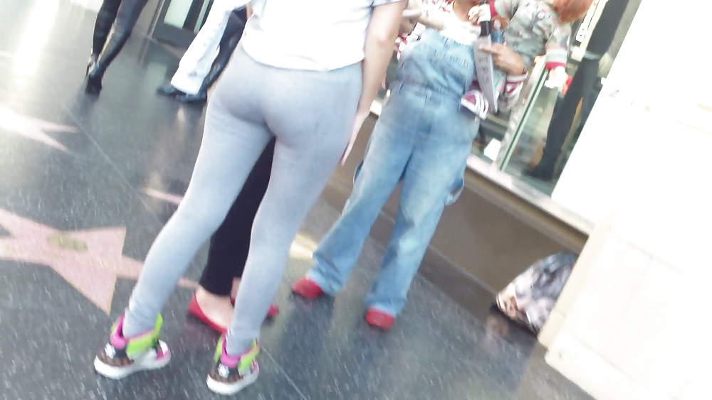 Spandex teen butt & ass crack in public
 #20734166