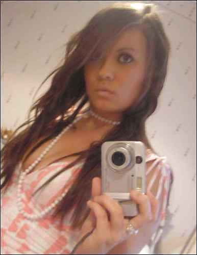 Pequeña amii 4 
 #15093305