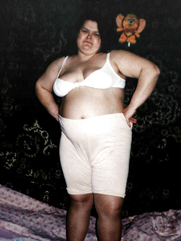 Corpulent females in trousers. #9585505
