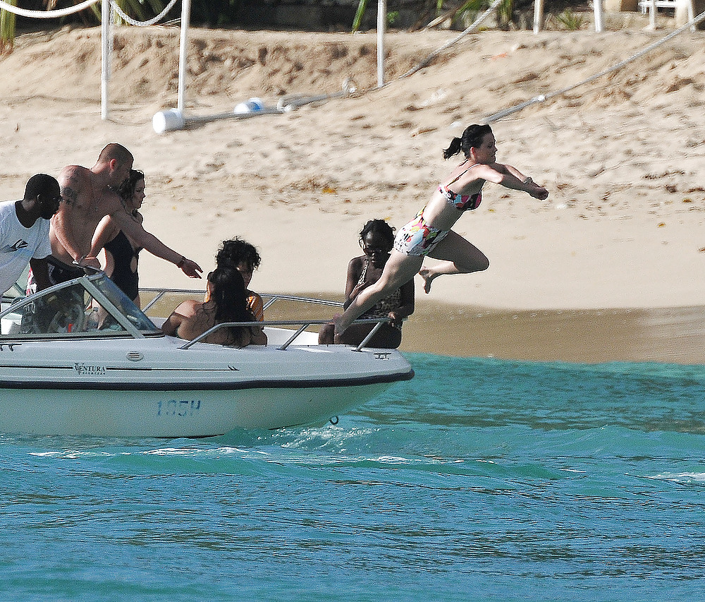 Katy Perry Plage #17962968