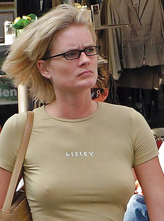 Braless 33. #4110216