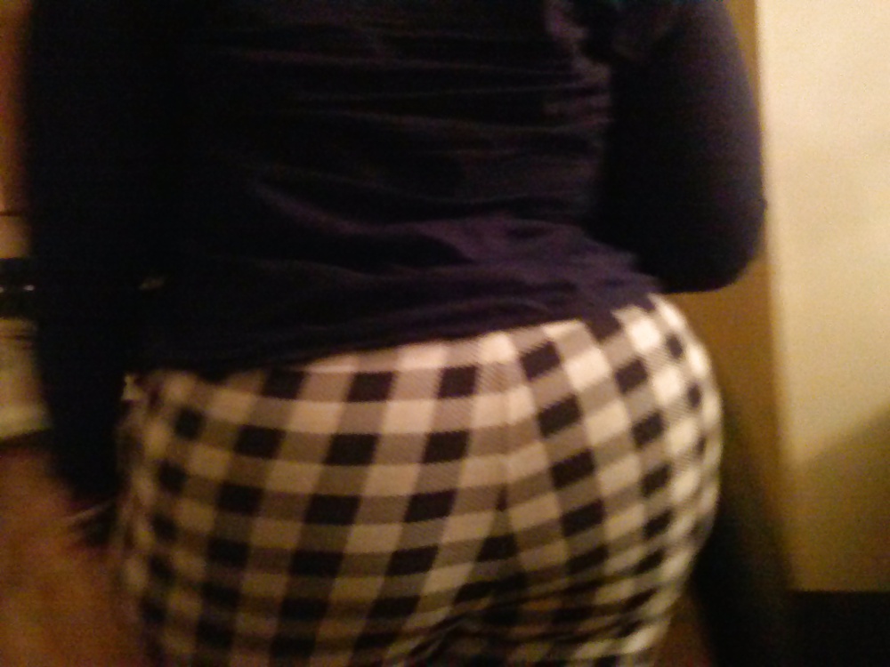 Mo azz than a lil bit #14469324