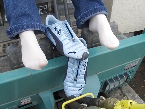 Hose under trousers #4096562