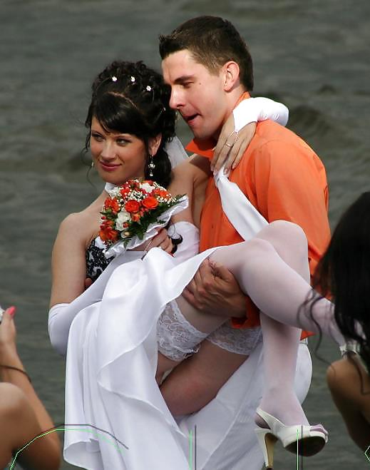 Upskirt Being Carried #8930011