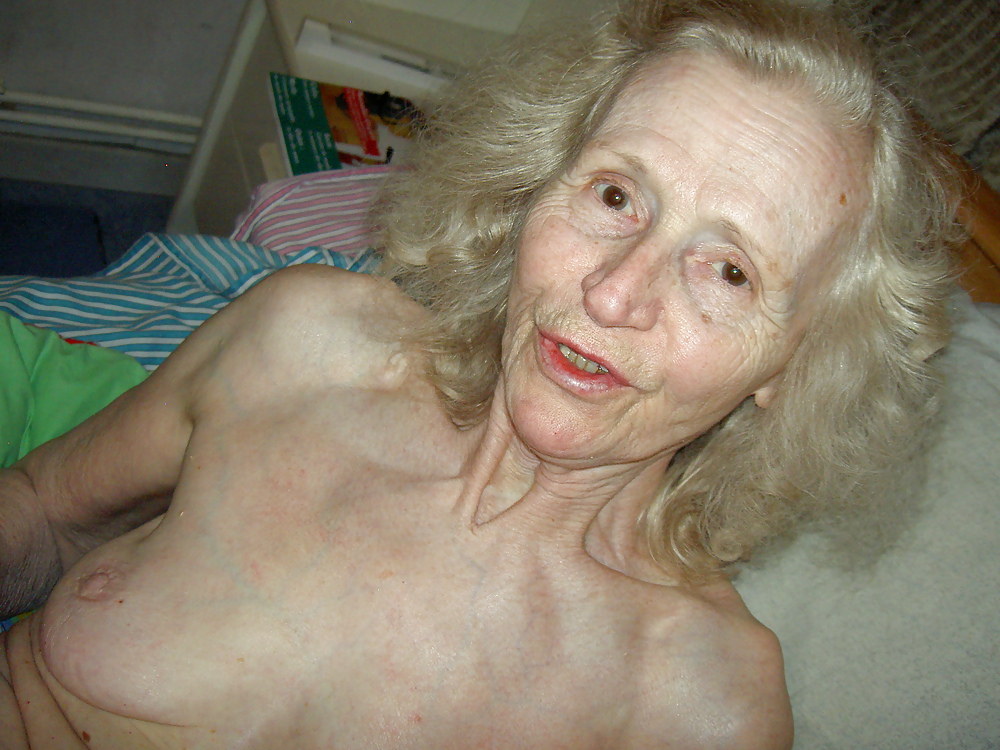 Granny josee mi vieja esposa buena 4 sexo
 #8400549