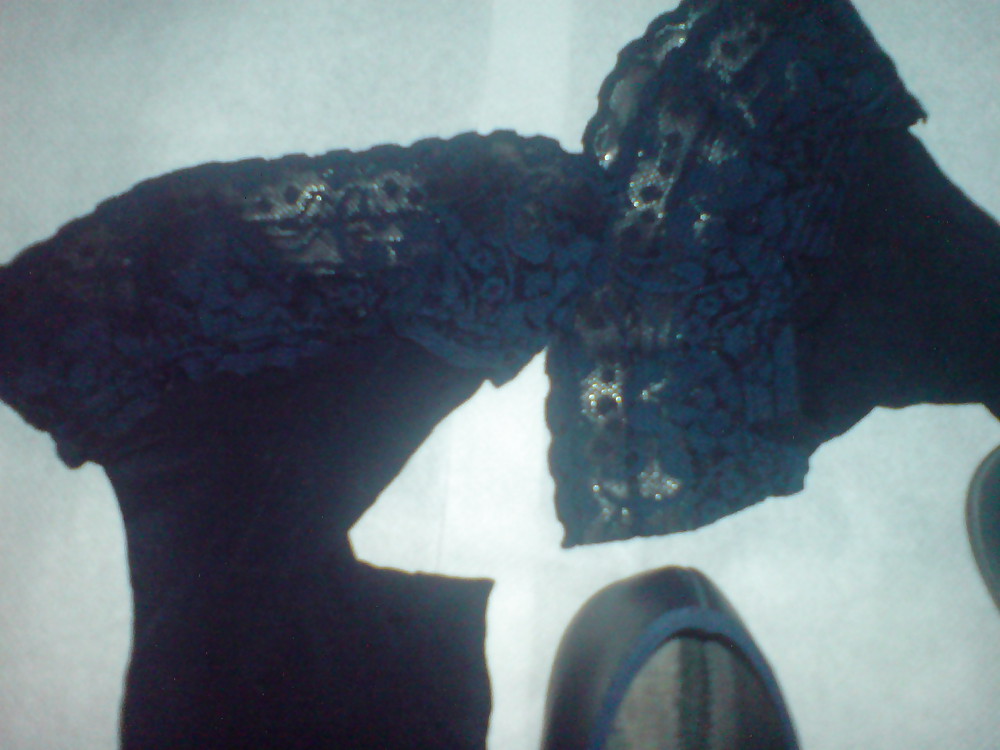 Cumming on cousins flats and stockings #3752570