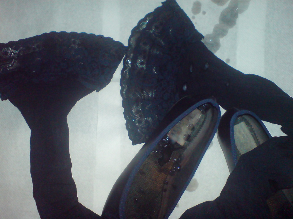 Cumming on cousins flats and stockings #3752593