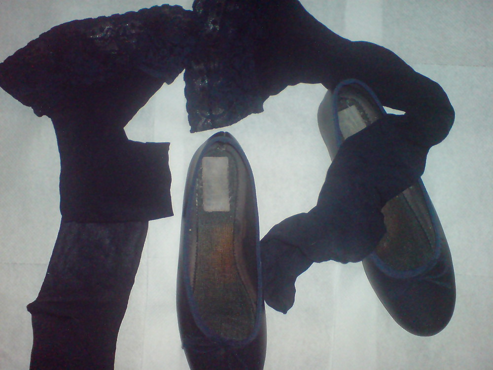 Cumming on cousins flats and stockings #3752602